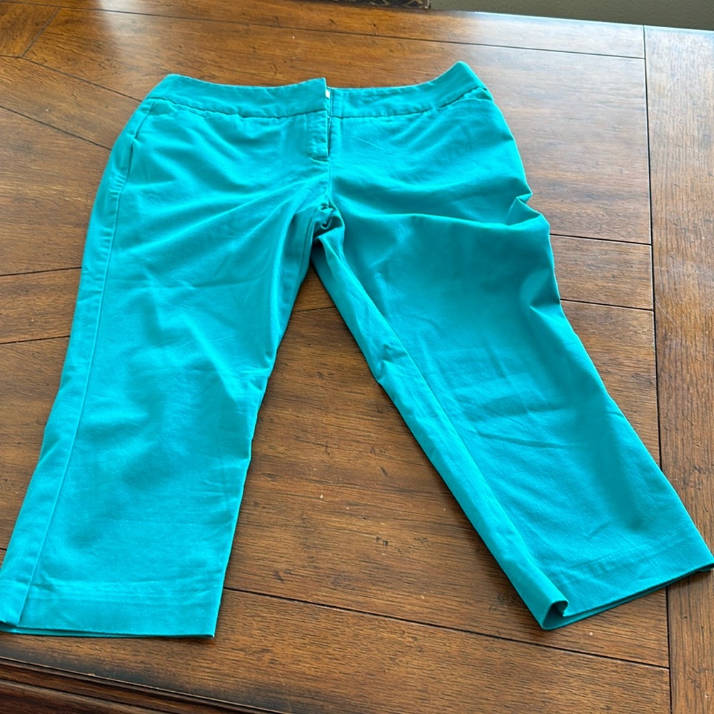 Turquoise colored crop/capri pants